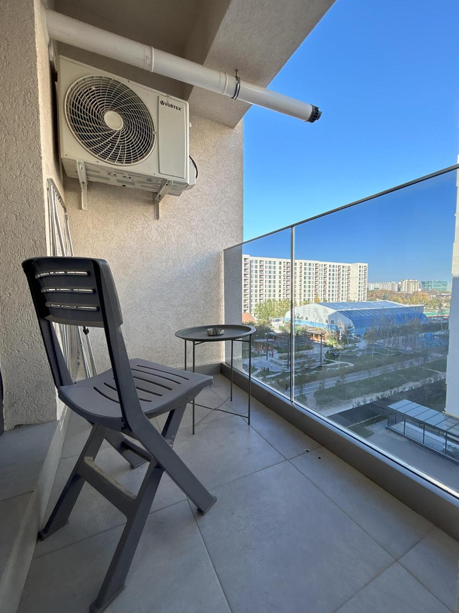 ブカレストUrban Retreat With Balcony At Exigent Plaza - 06アパートメント エクステリア 写真